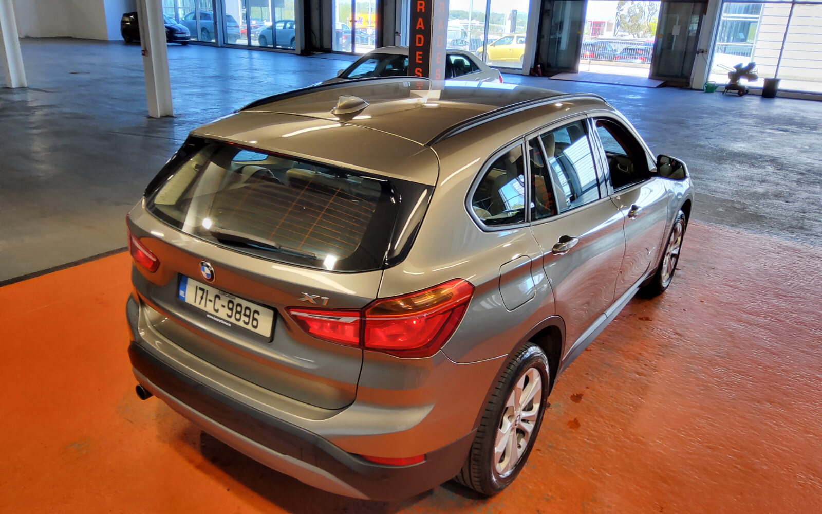 BMW X1 sDrive18d SE