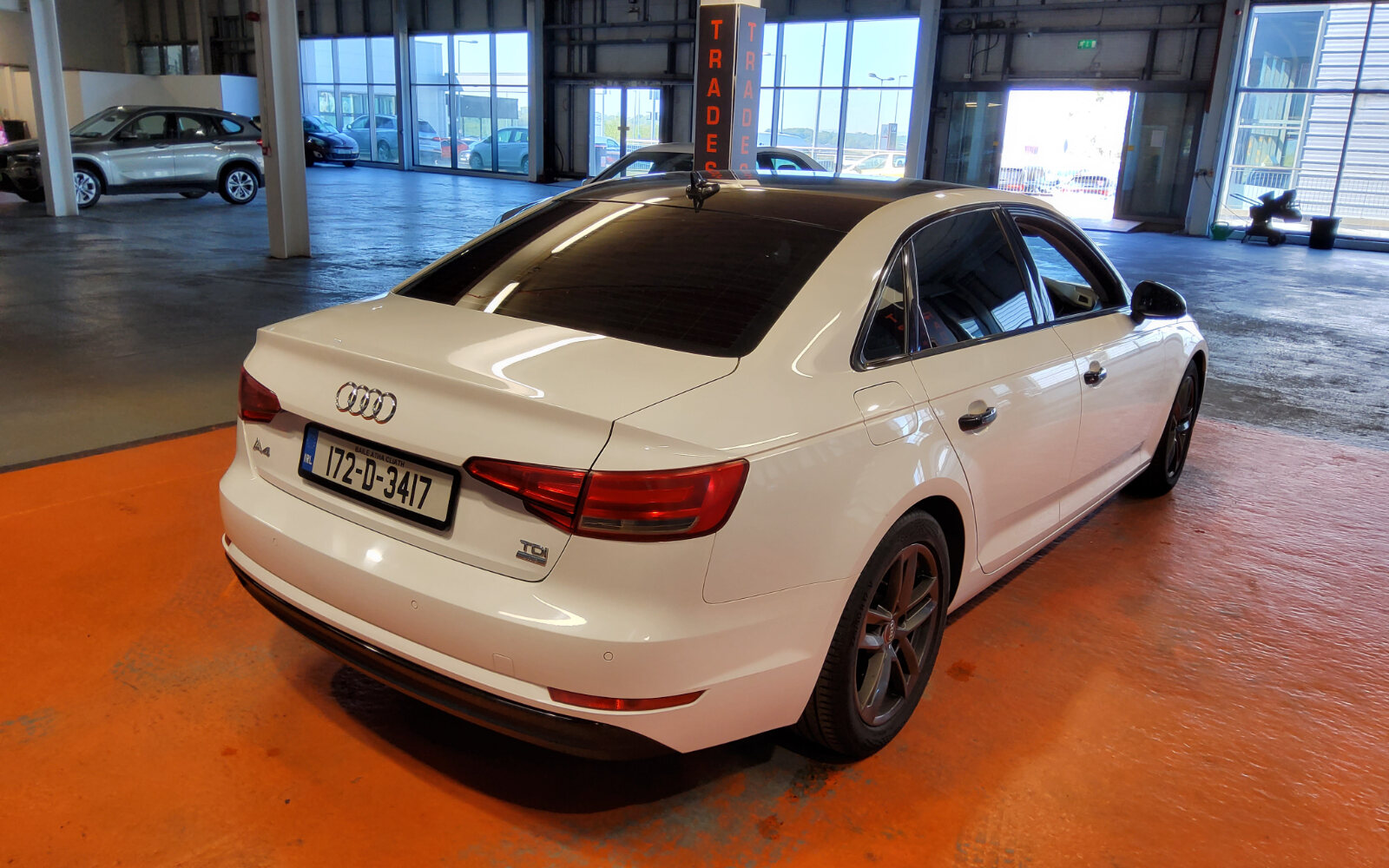 Audi A4 2.0TDI 150HP S tronic SE Ultra