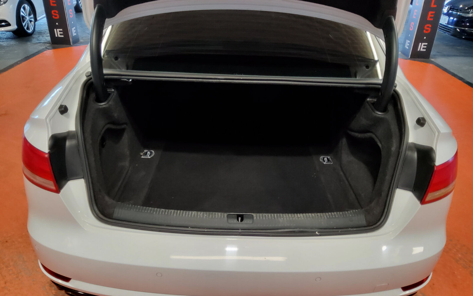 Audi A4 2.0TDI 150HP S tronic SE Ultra