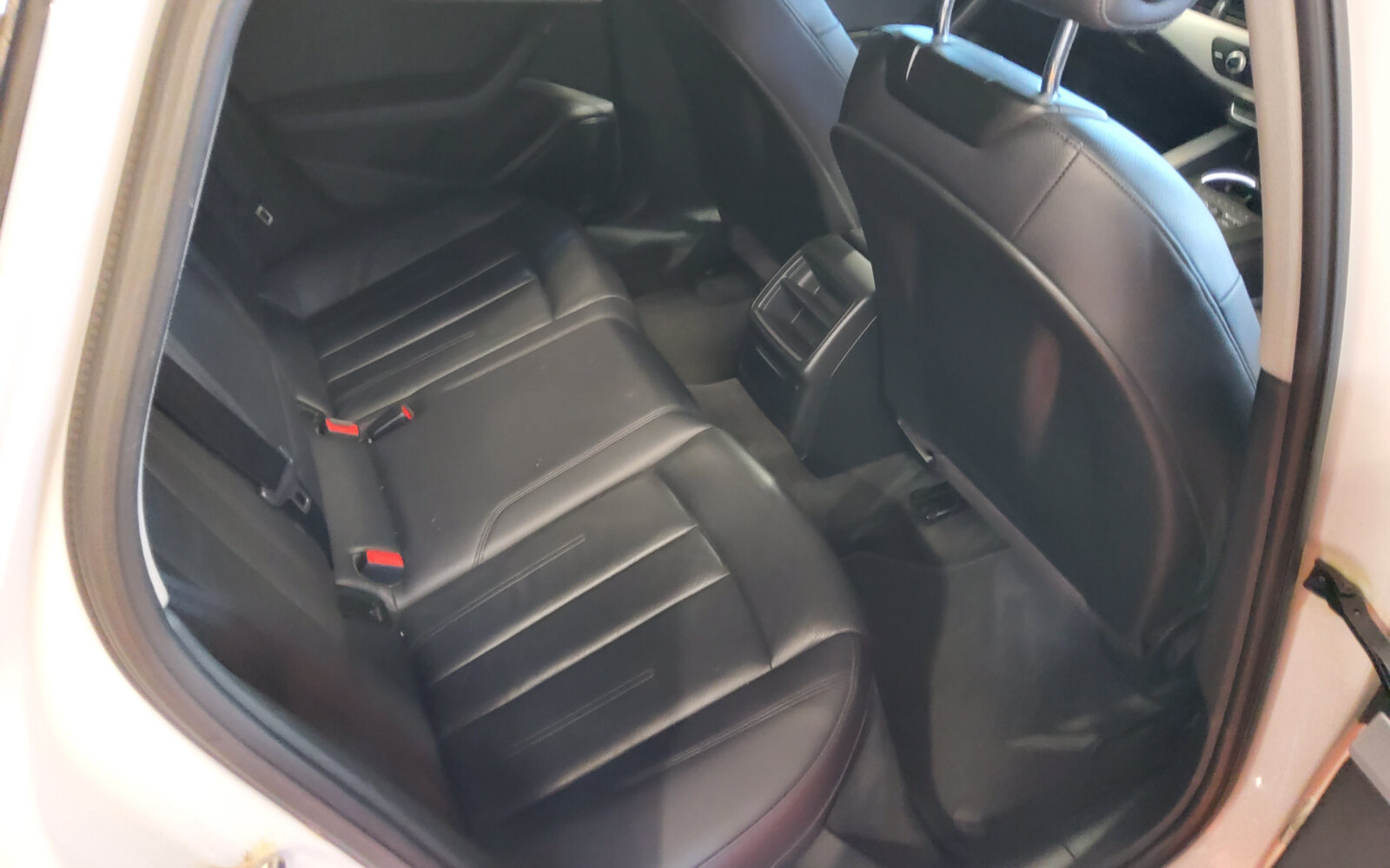 Audi A4 2.0TDI 150HP S tronic SE Ultra