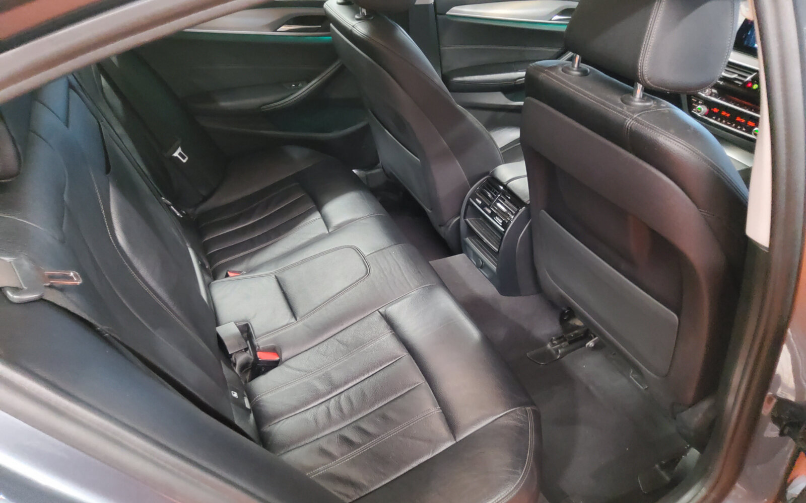 BMW 5-Series 520d SE 18&quot; Auto