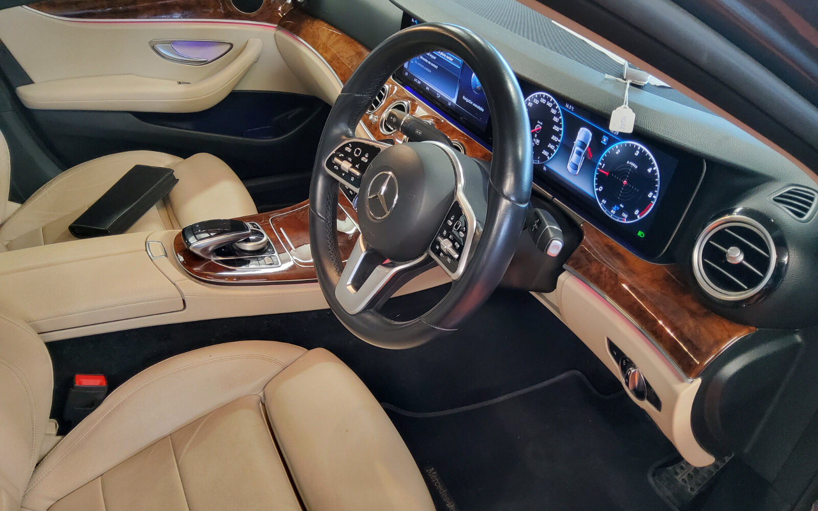 Mercedes-Benz E-Class E 200 D A/T AVANTGARDE