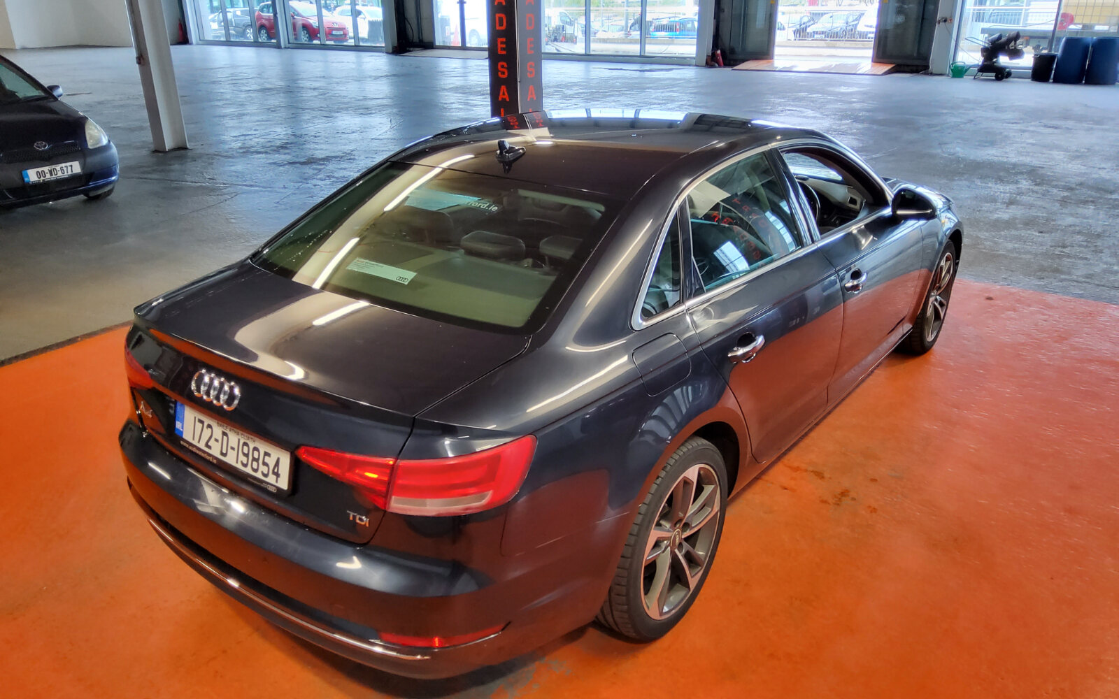 Audi A4 2.0TDI 122HP SE Ultra