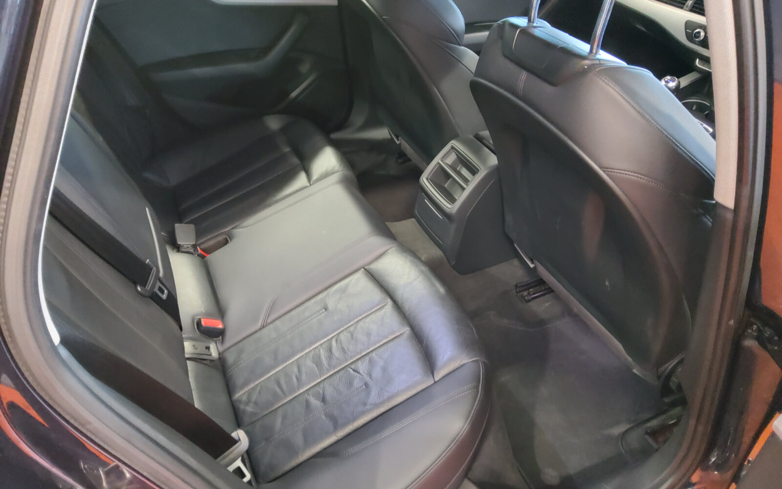 Audi A4 2.0TDI 122HP SE Ultra