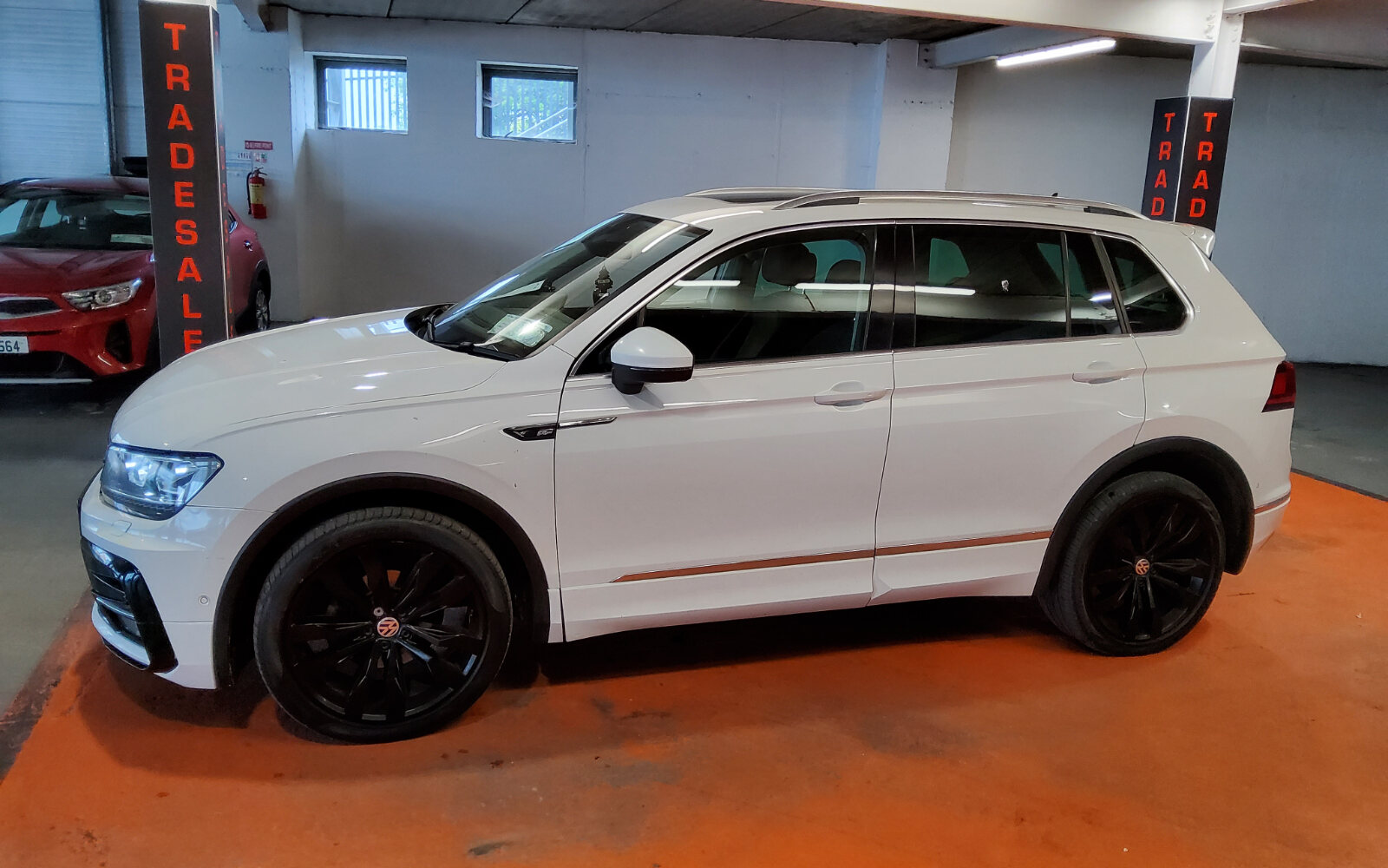 Volkswagen Tiguan 2.0 TDI 150HP 4WD R-Line