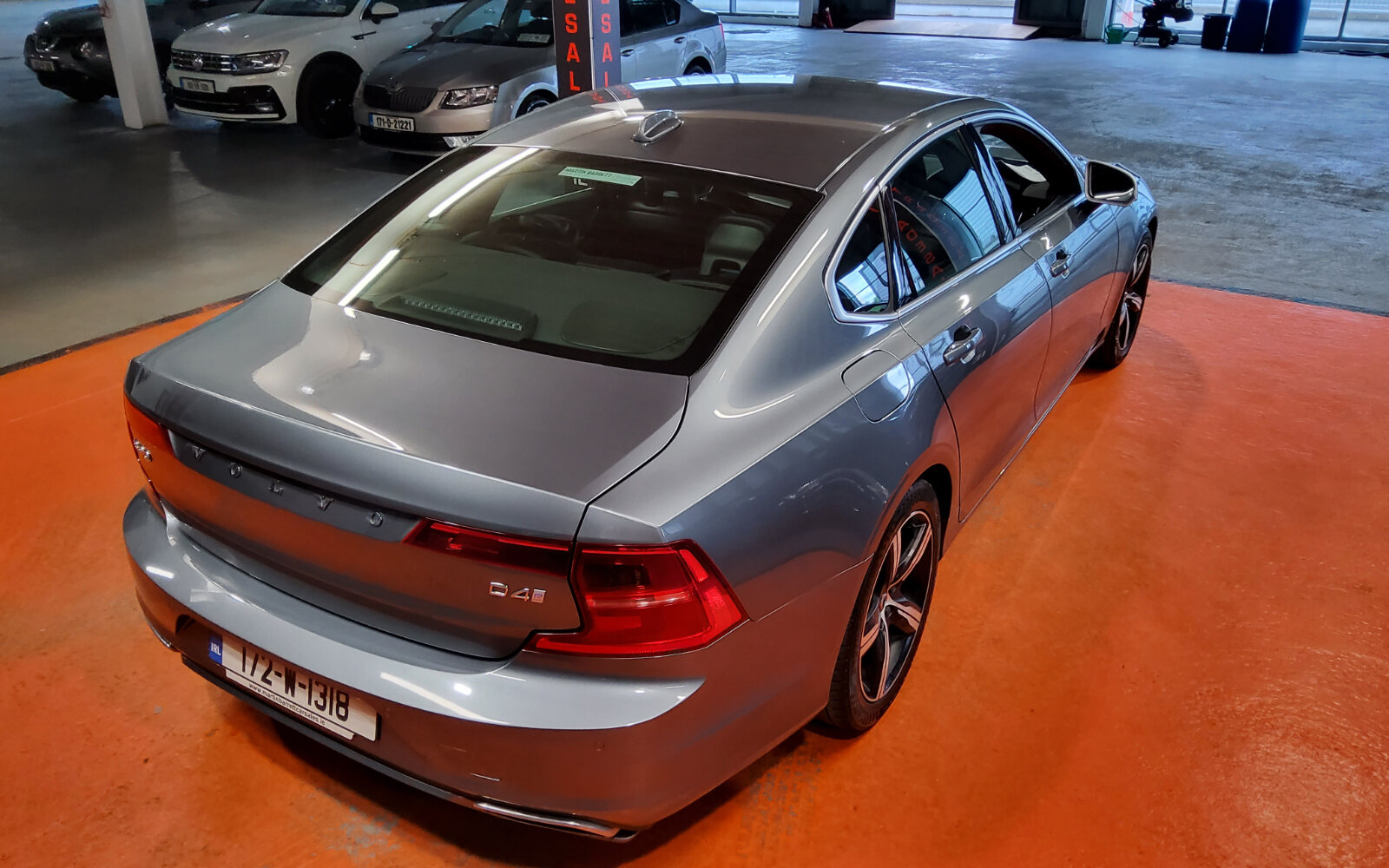 Volvo S90 D4 2.0L 190hp R-Design Geartronic
