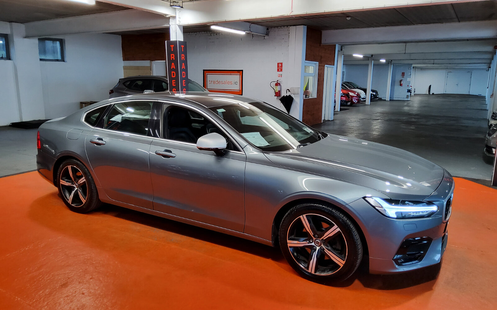 Volvo S90 D4 2.0L 190hp R-Design Geartronic