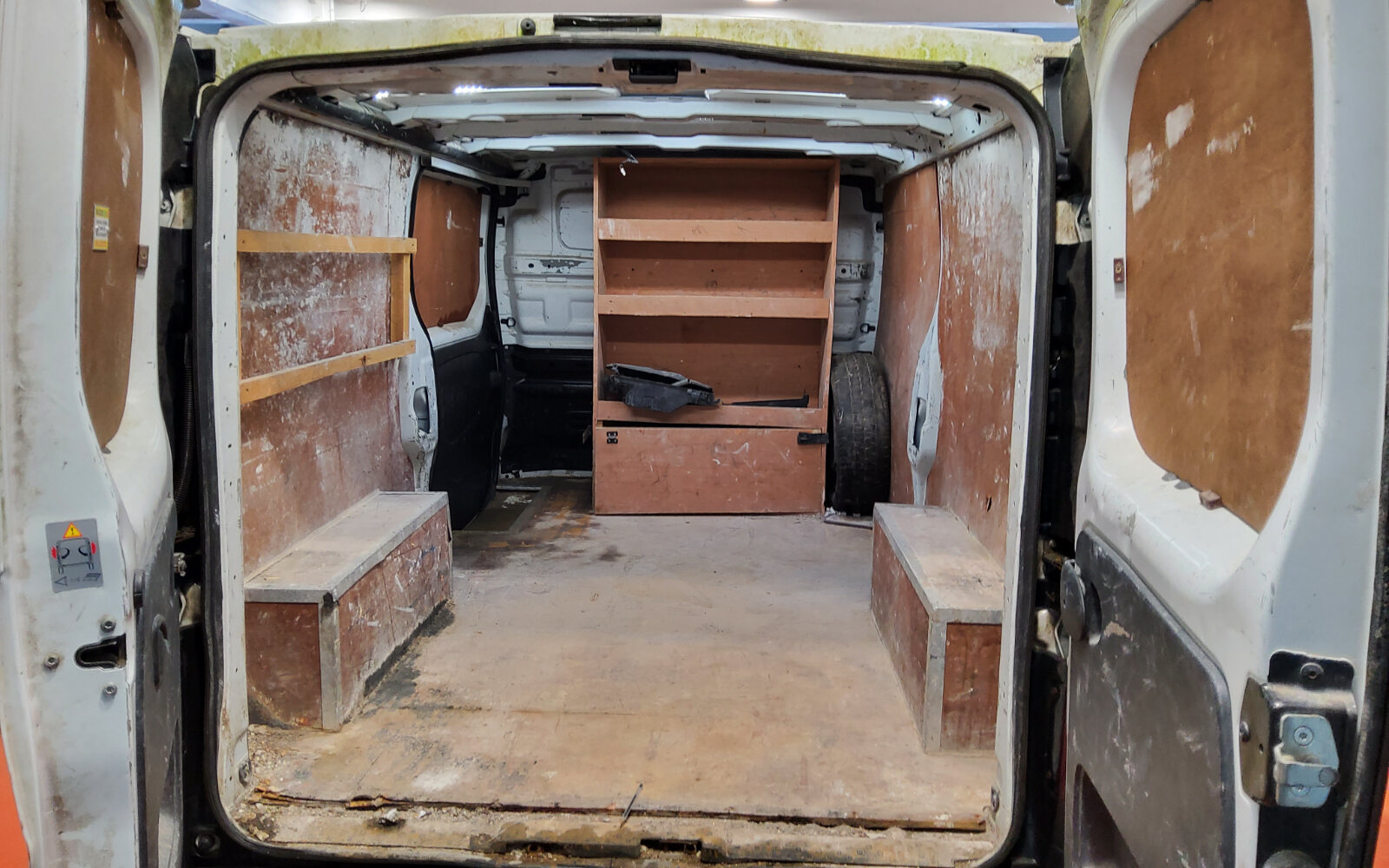 Nissan NV300 