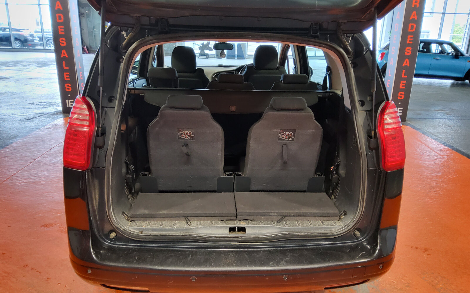 Peugeot 5008 1.6 HDI 115 bhp Active