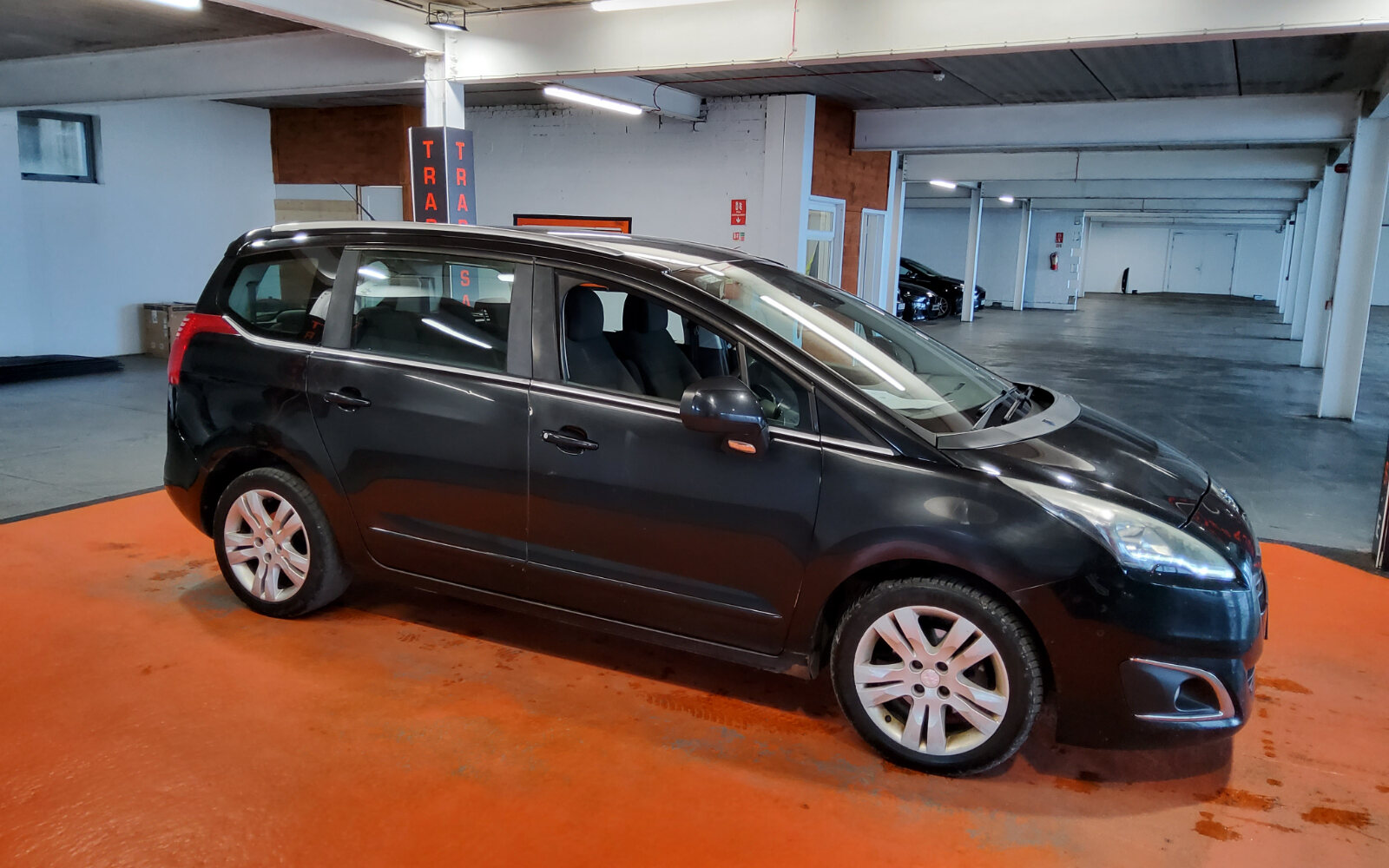 Peugeot 5008 1.6 HDI 115 bhp Active