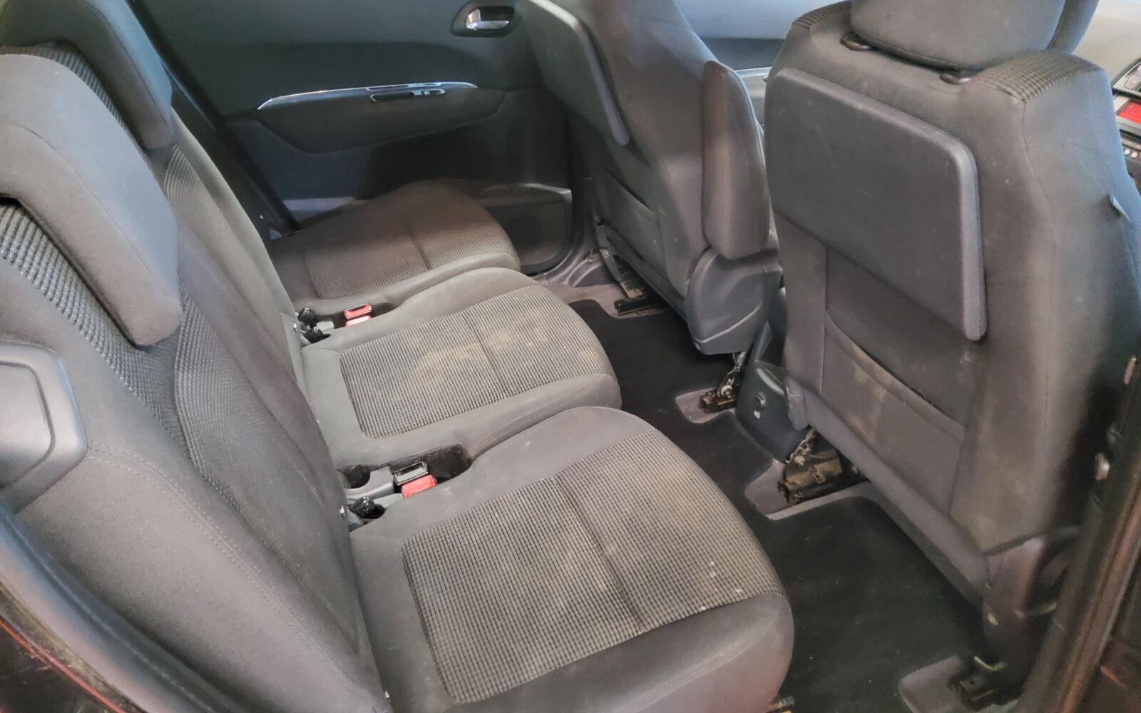 Peugeot 5008 1.6 HDI 115 bhp Active