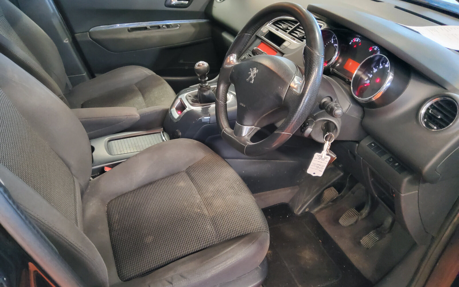 Peugeot 5008 1.6 HDI 115 bhp Active