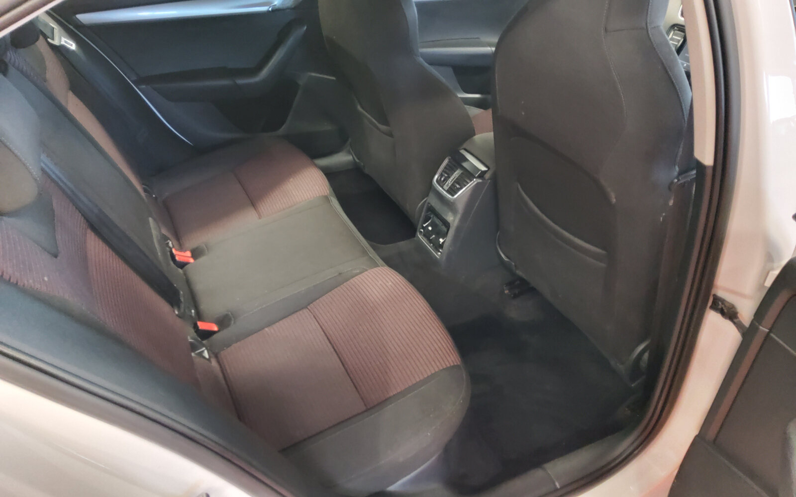 Skoda Octavia AMBITION 1.6TDI 90HP