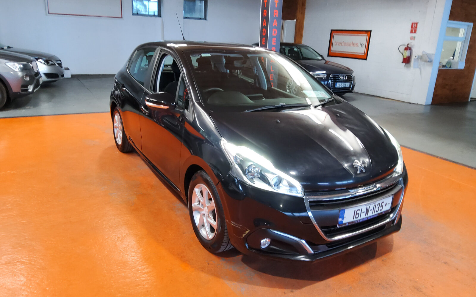 Peugeot 208 1.6 Blue Hdi 75 bhp Active 5dr