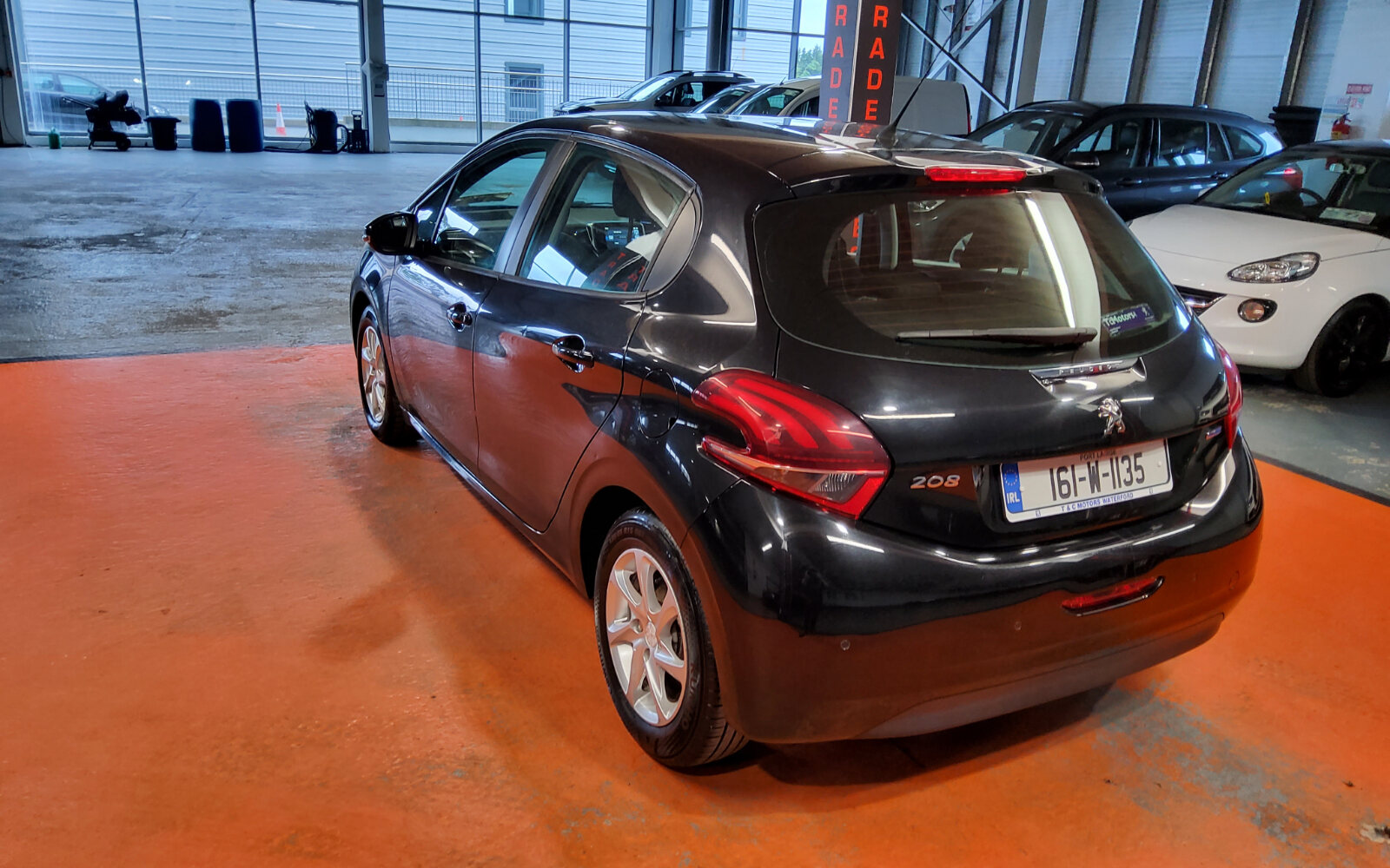 Peugeot 208 1.6 Blue Hdi 75 bhp Active 5dr