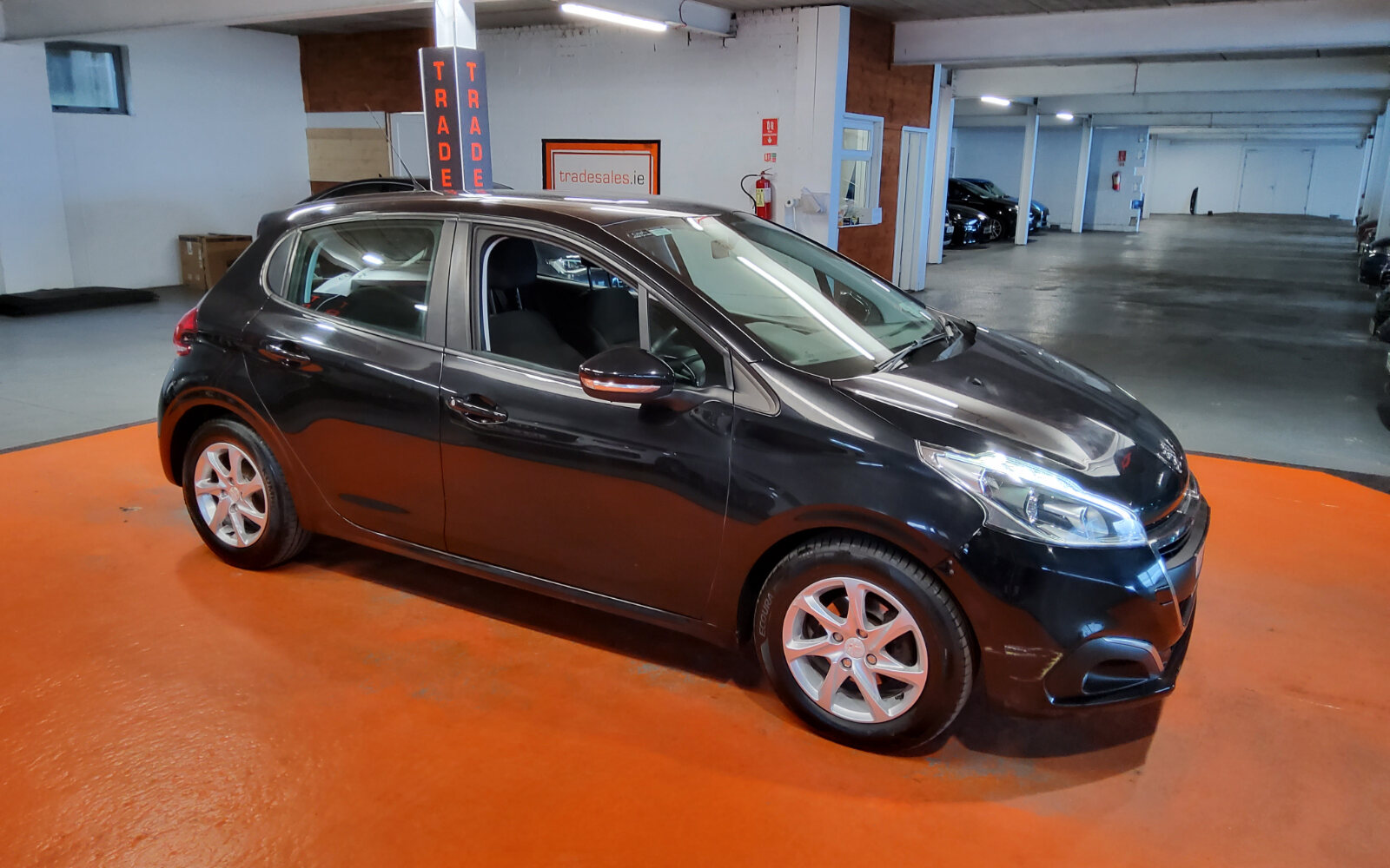 Peugeot 208 1.6 Blue Hdi 75 bhp Active 5dr