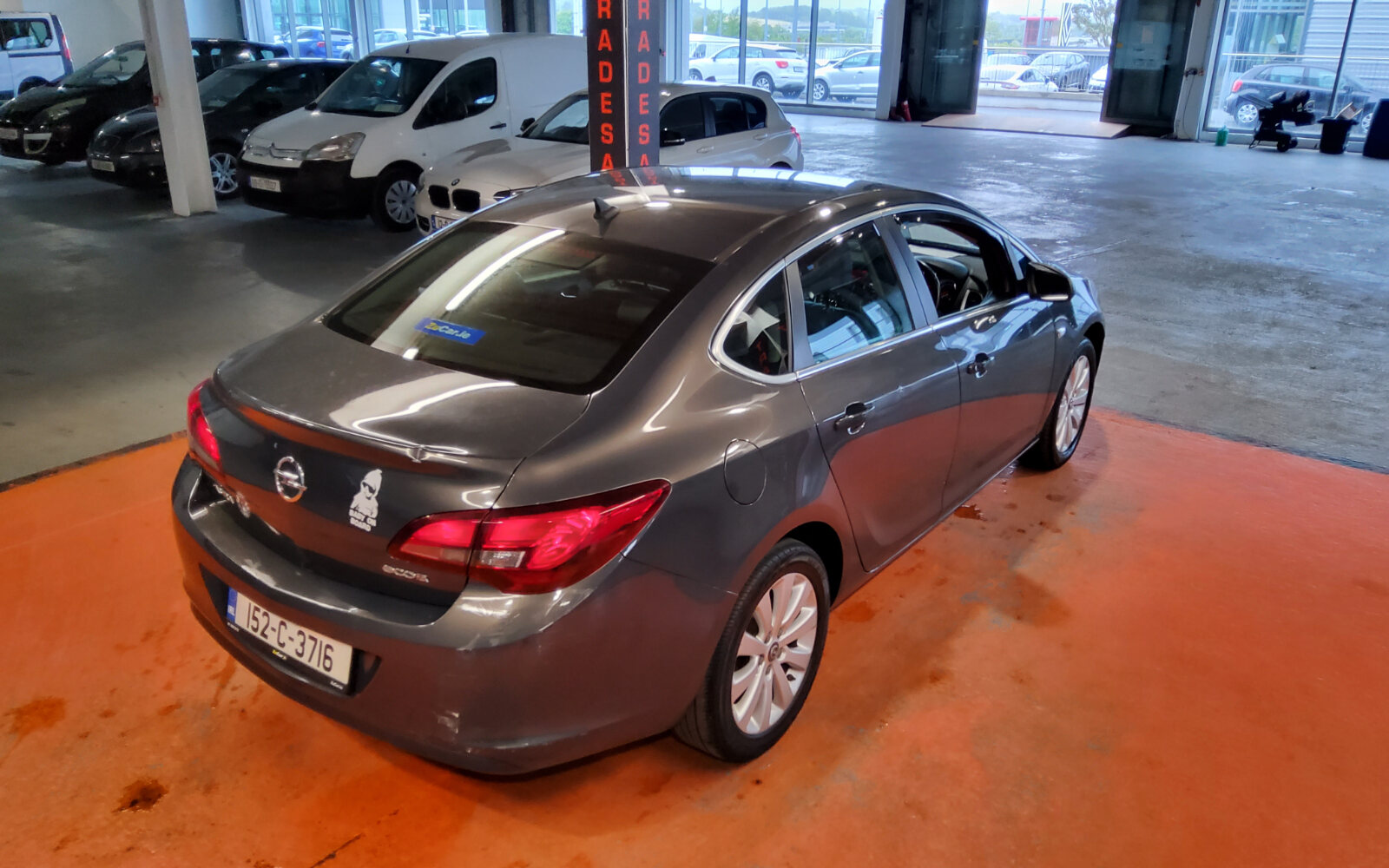 Opel Astra 1.6 CDTI 110PS SE