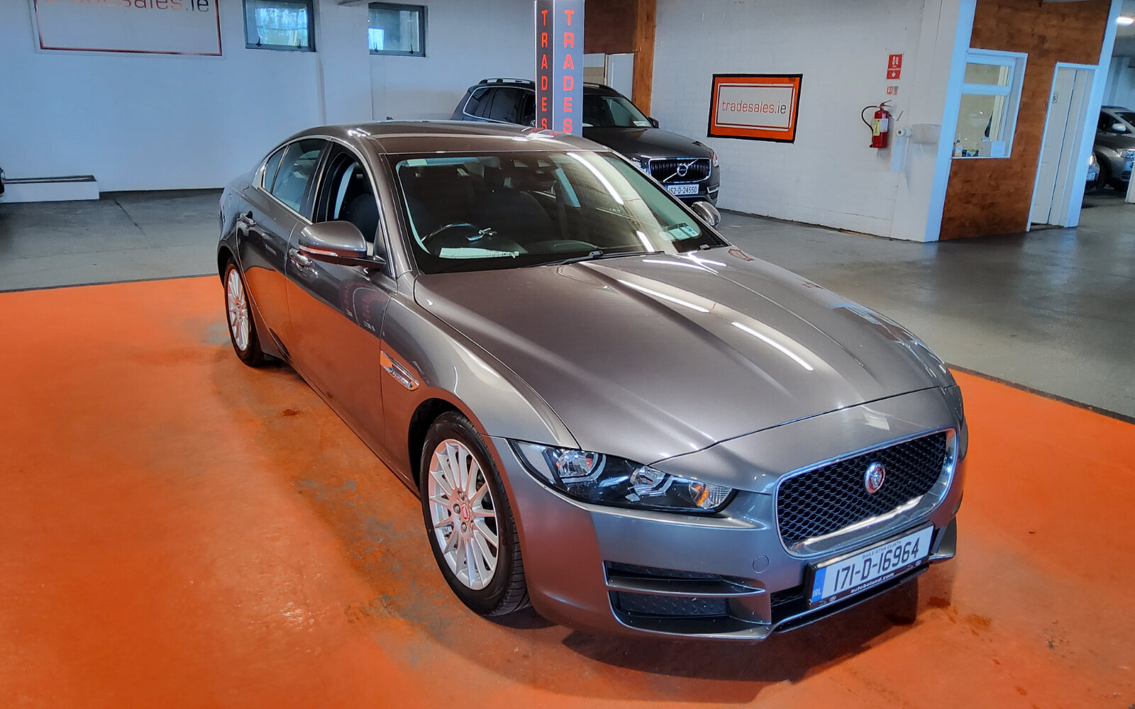 Jaguar XE 2.0 D SE 163PS Automatic