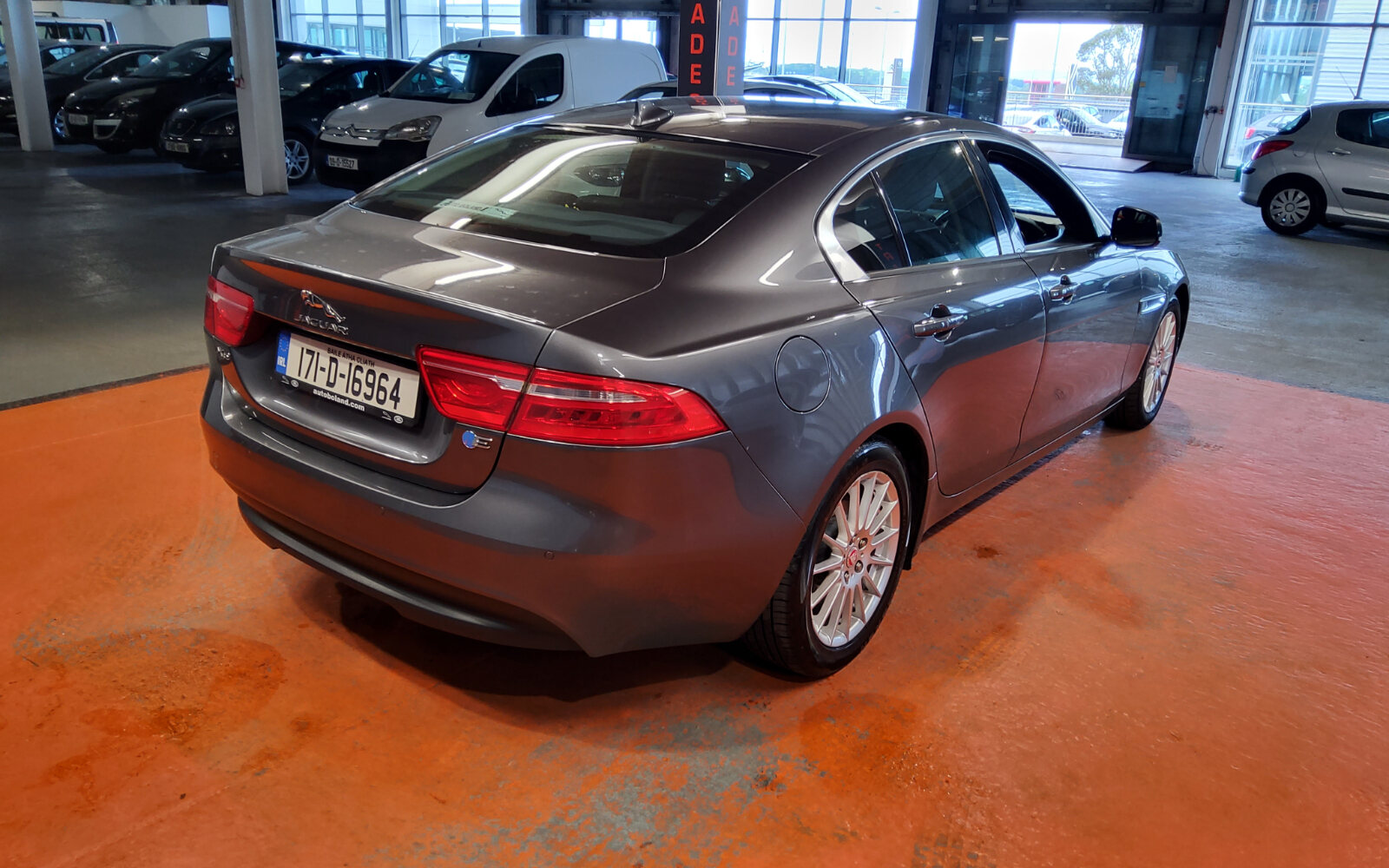 Jaguar XE 2.0 D SE 163PS Automatic