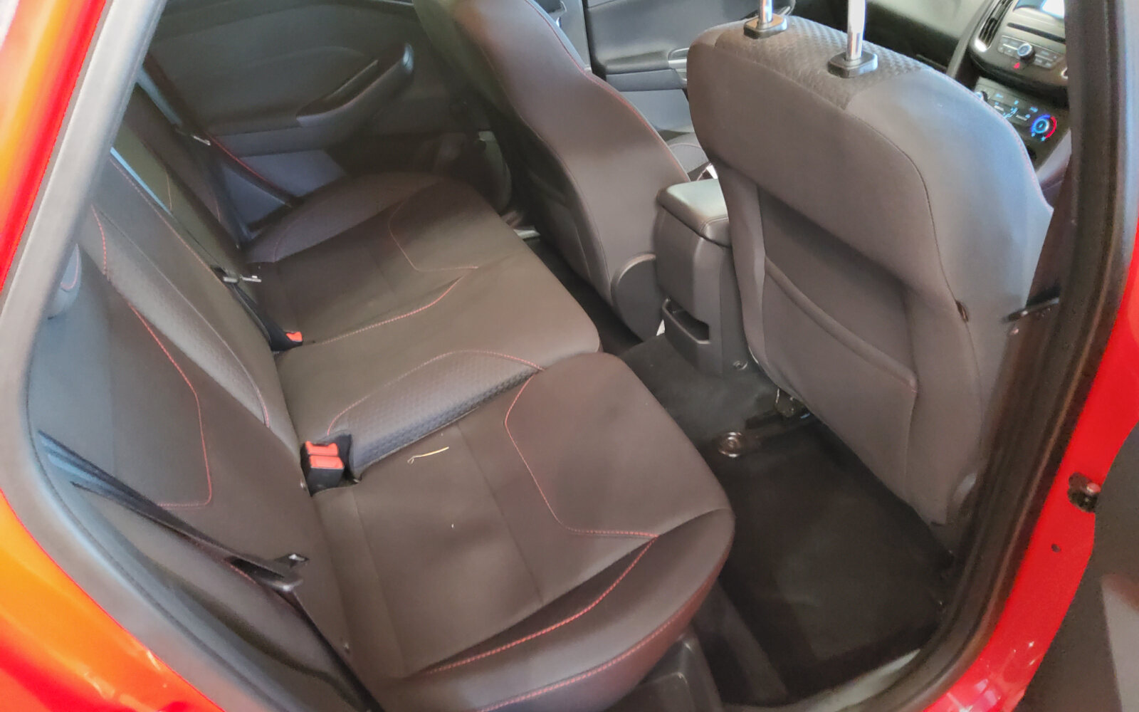 Ford Focus 1.5 TDCi 120PS ST-Line Powershift