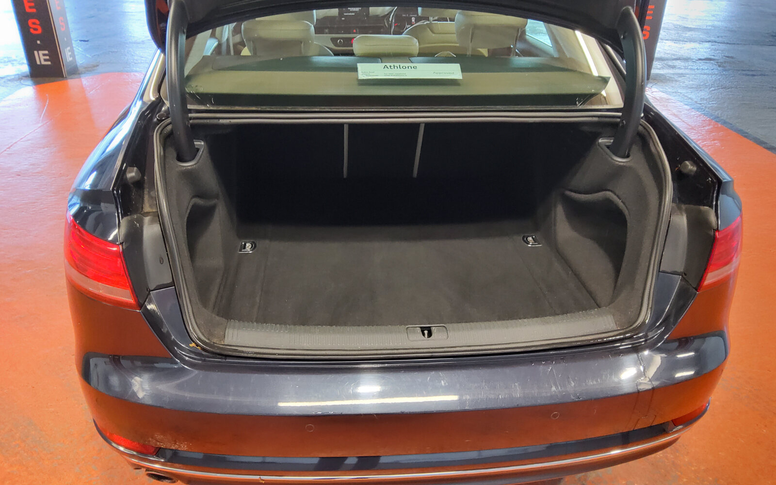 Audi A4 2.0TDI 150HP SE Ultra
