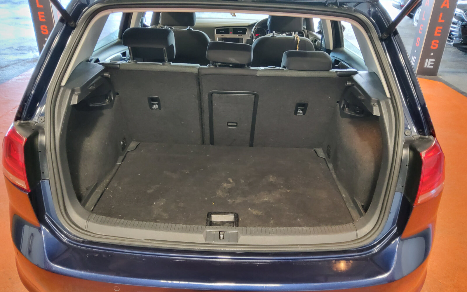 Volkswagen Golf 1.6 TDI 5DR 110HP BlueMotion