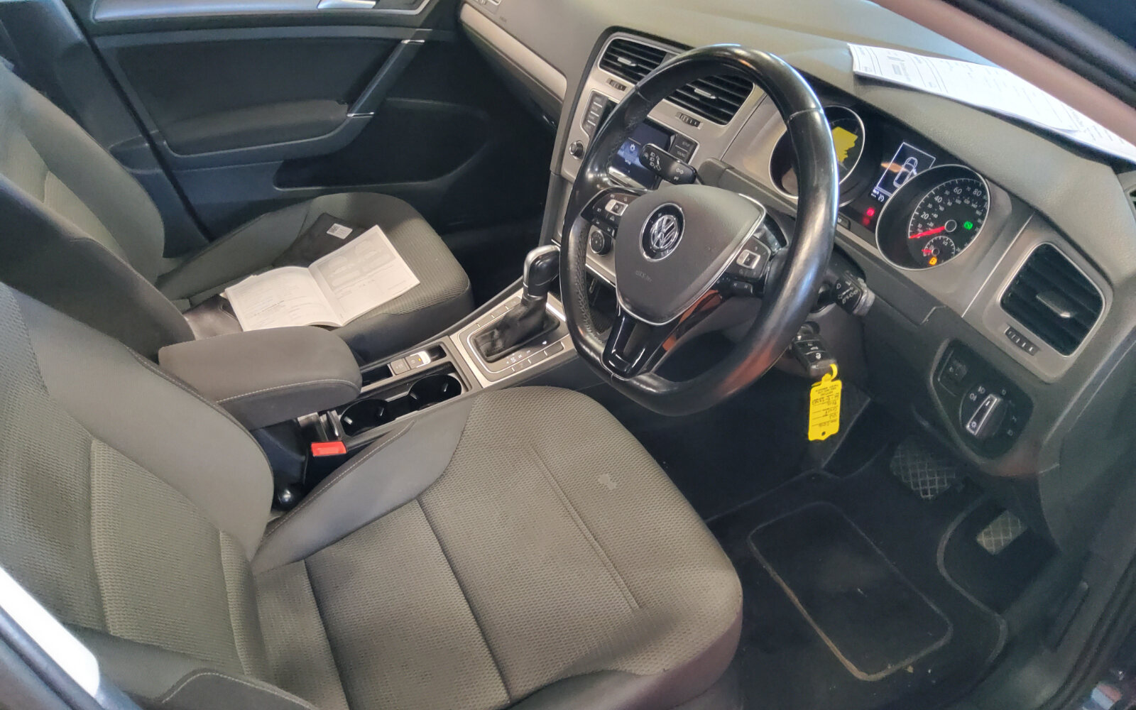 Volkswagen Golf 1.6 TDI 5DR 110HP BlueMotion