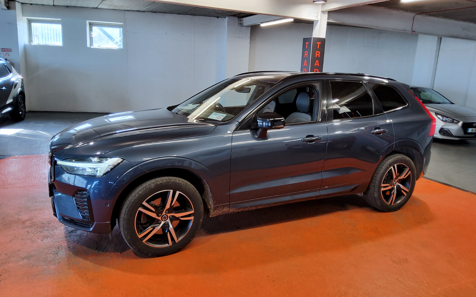 Volvo XC60 B4 diesel MHEV 197hp AT8 Plus Dark