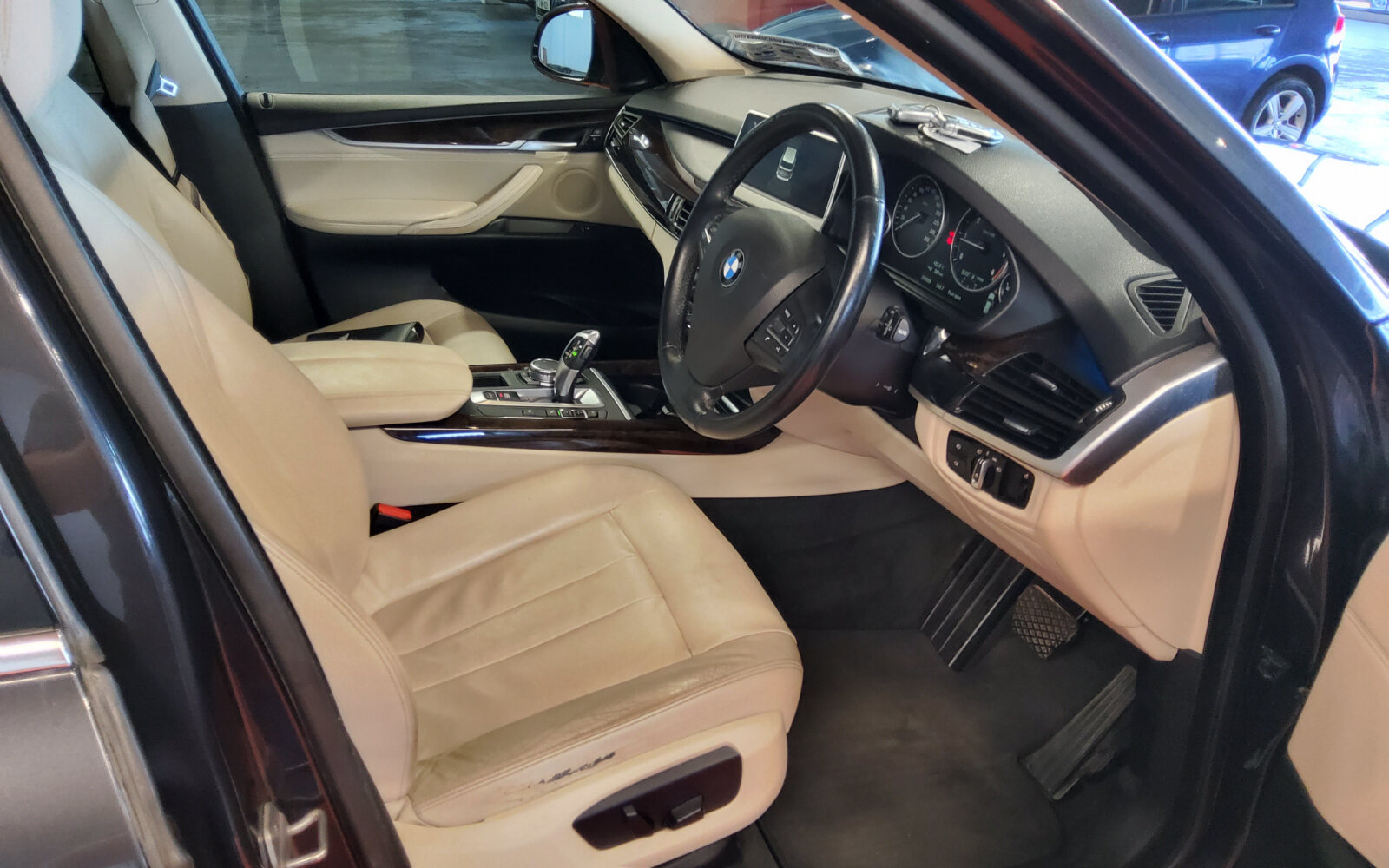 BMW X5 xDrive25d SE