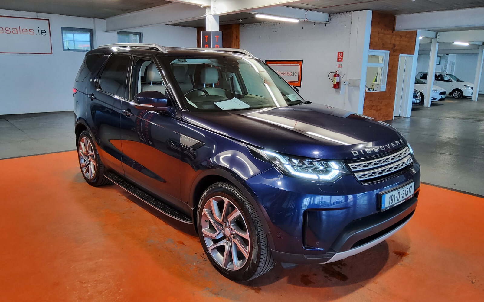 Land Rover Discovery 2.0D SD4 240 PS 4WD Auto SE