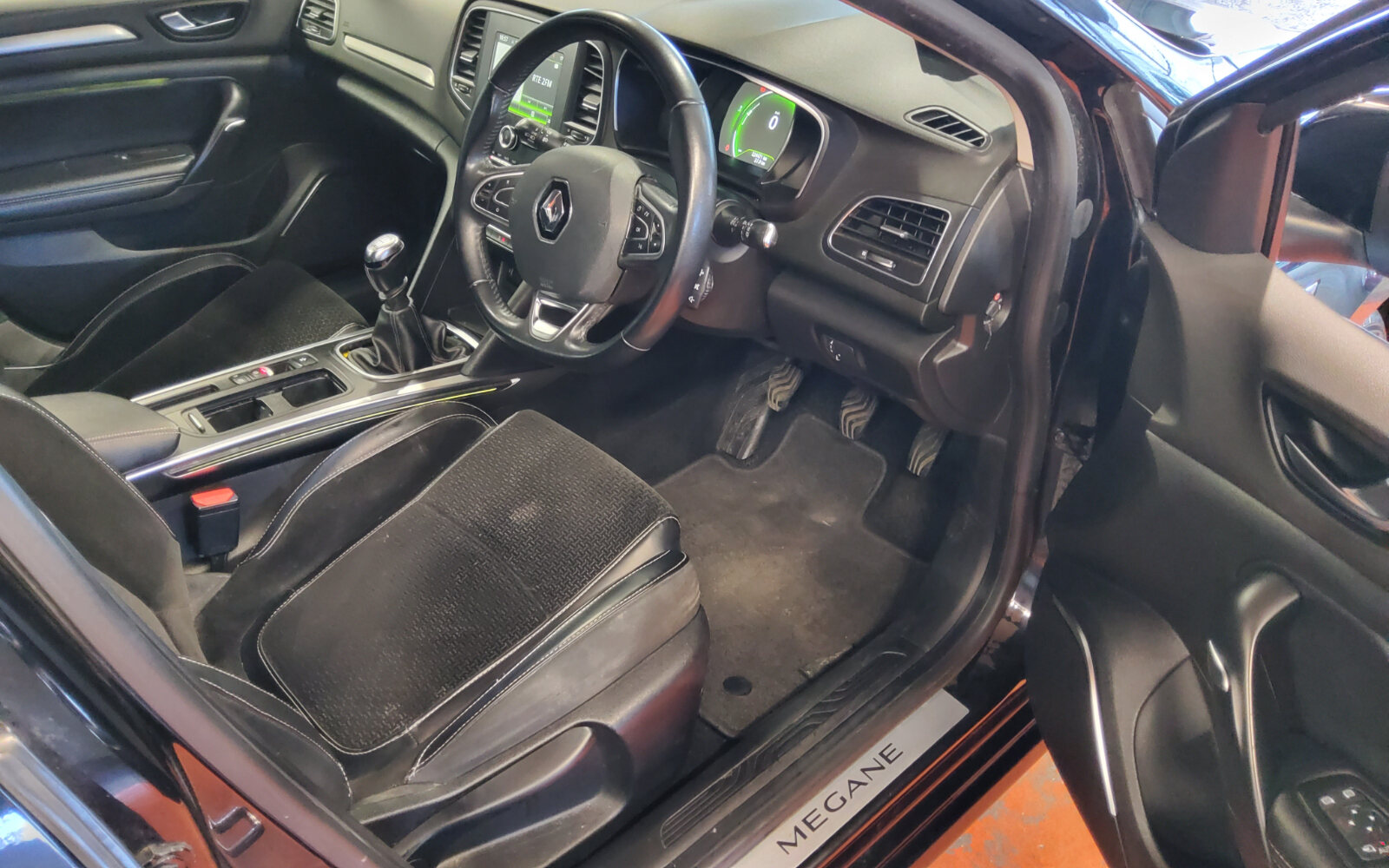 Renault Megane 1.5 DCI 110 GT LINE NAV EDC