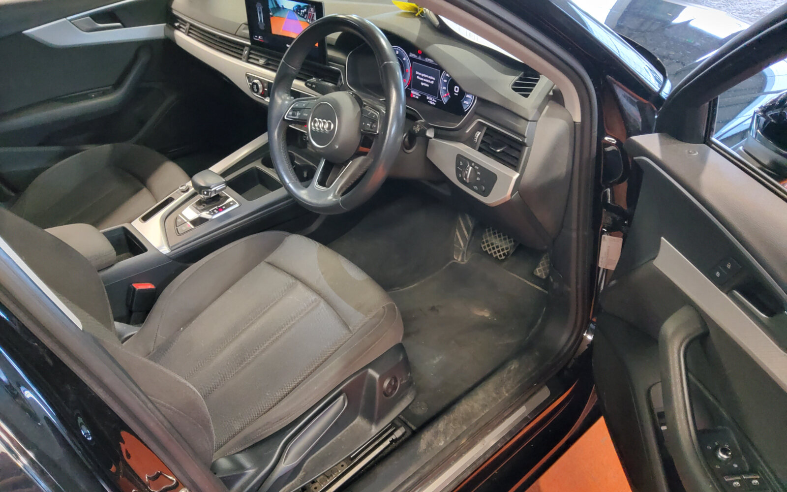 Audi A4 35 TDI 163HP S Tronic SE
