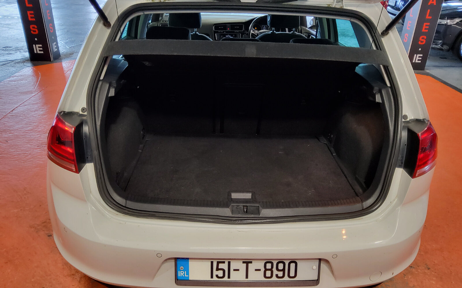 Volkswagen Golf 1.6 TDI 5DR 110HP Highline