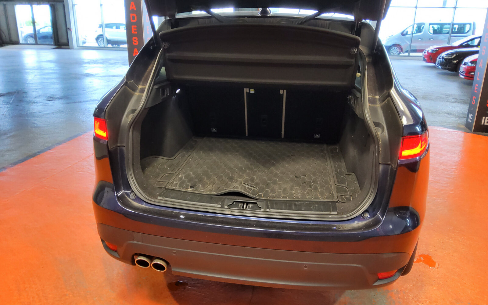 Jaguar F-Pace AWD 2.0 D 180PS Prestige Auto