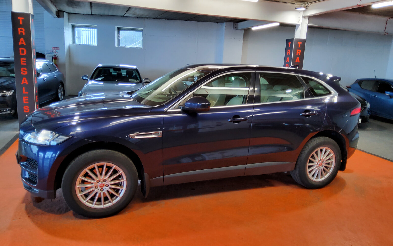 Jaguar F-Pace AWD 2.0 D 180PS Prestige Auto