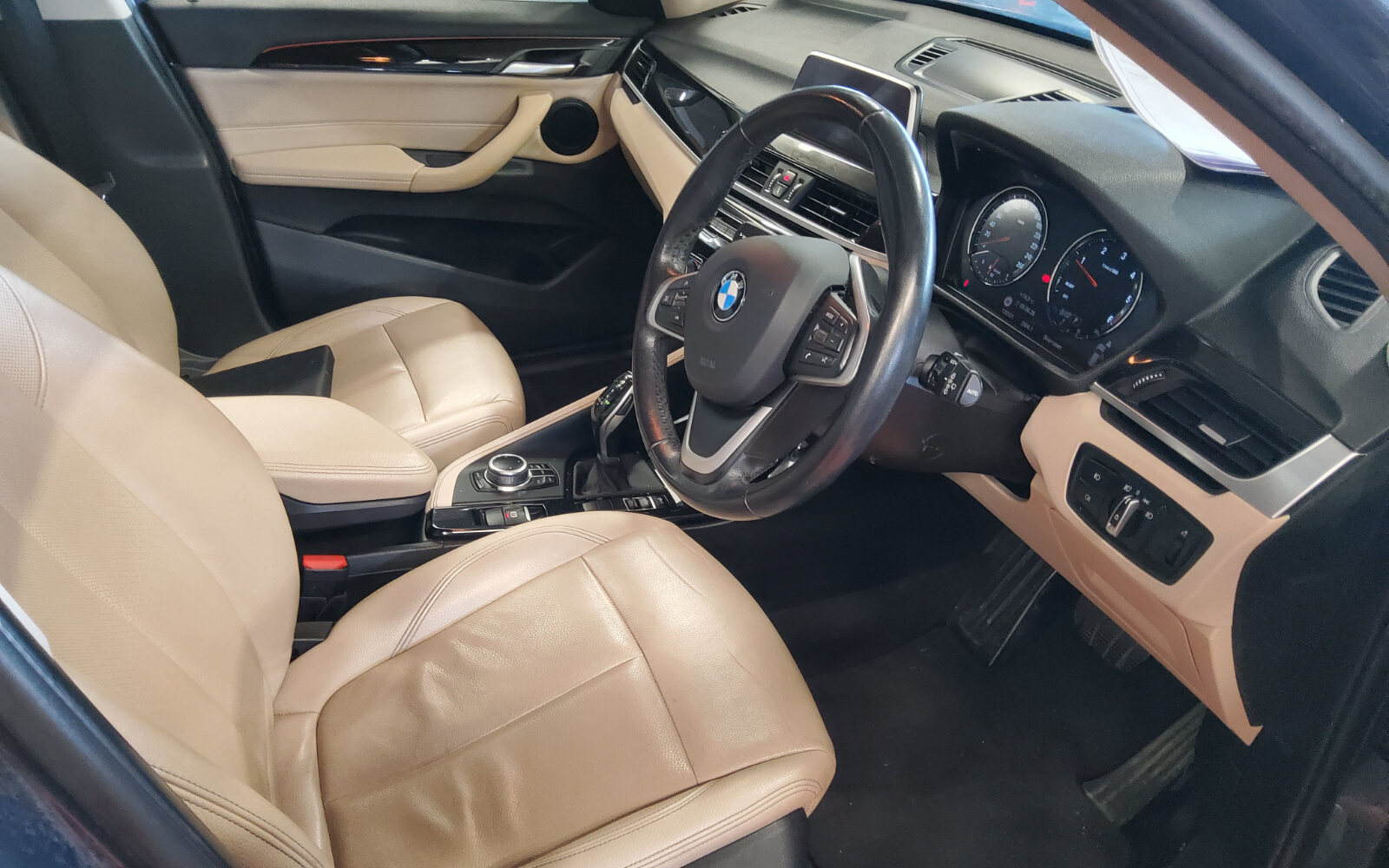 BMW X1 sDrive18d xLine Auto