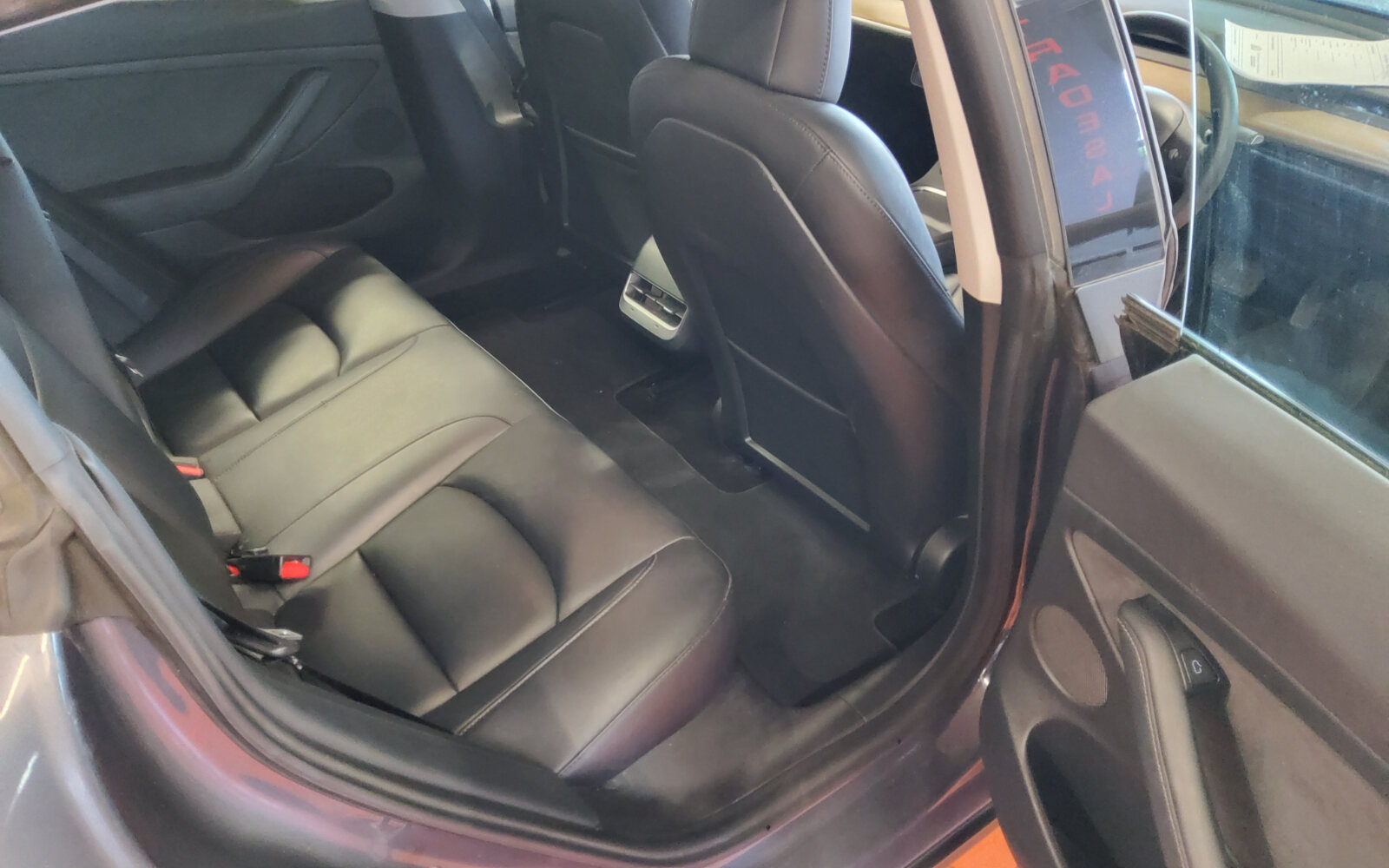Tesla Model 3 RWD