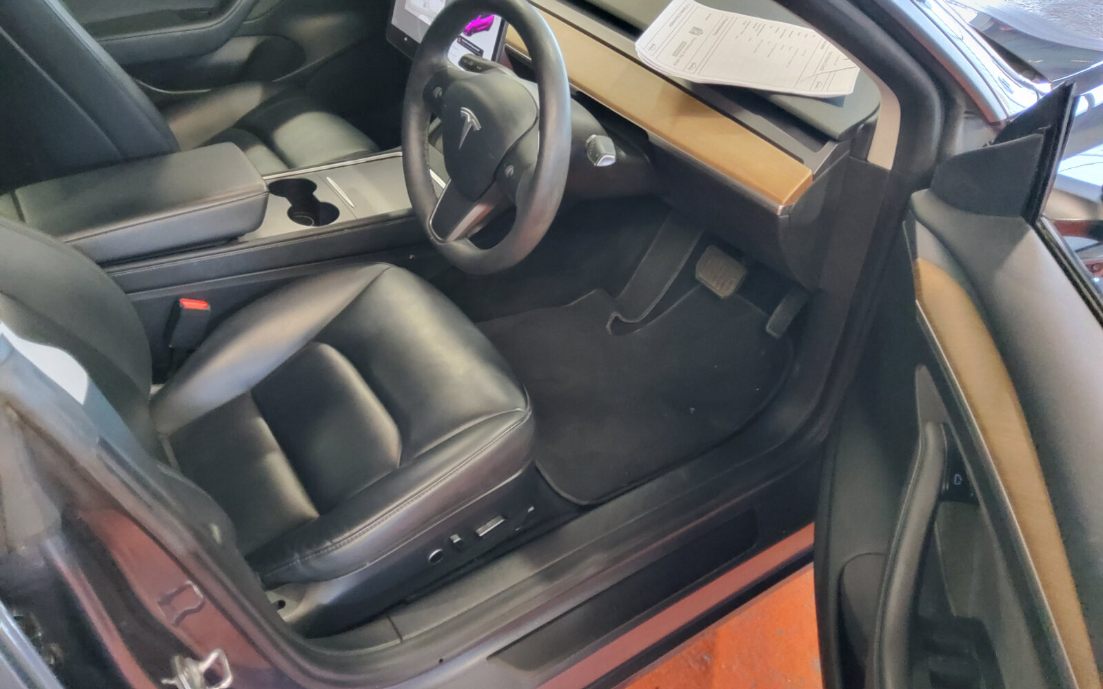 Tesla Model 3 RWD