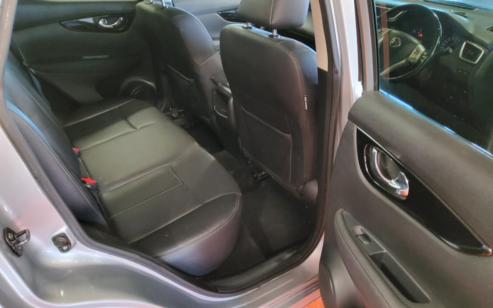 Nissan Qashqai 1.5 DSL SV PREMIUM