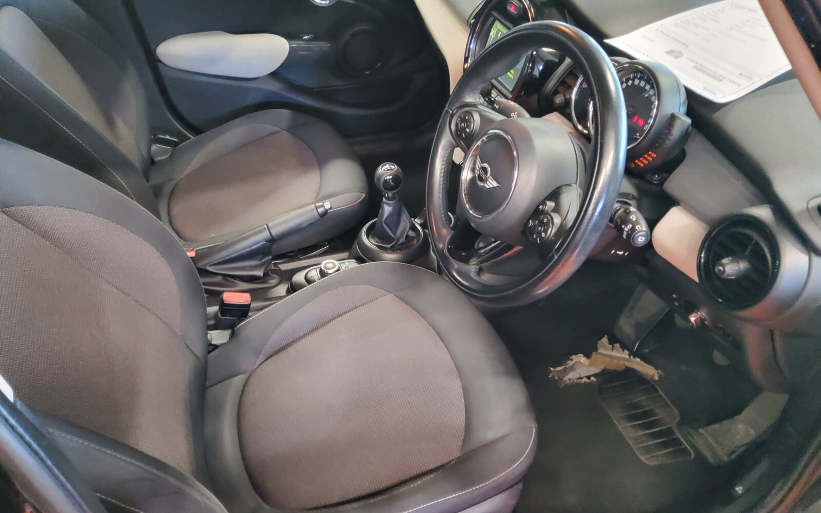 Mini Cooper Cooper Auto