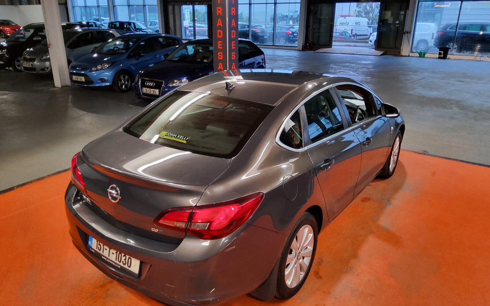 Opel Astra 1.6 CDTI 136PS Elite