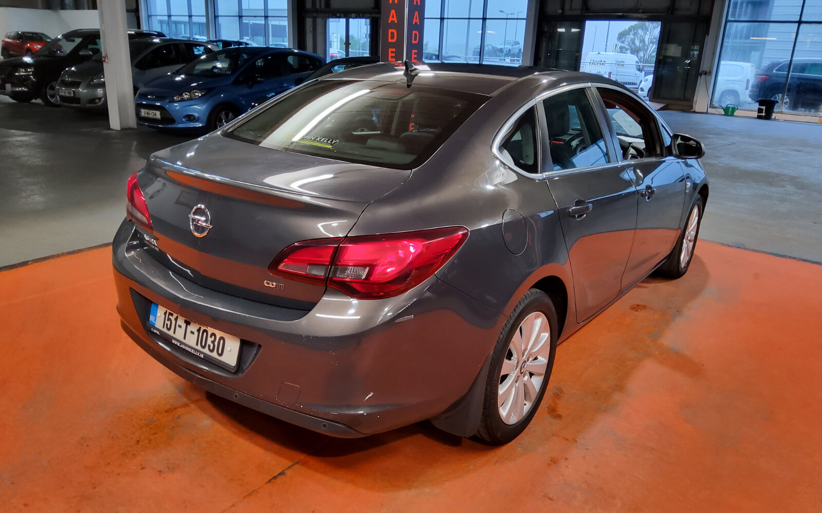 Opel Astra 1.6 CDTI 136PS Elite