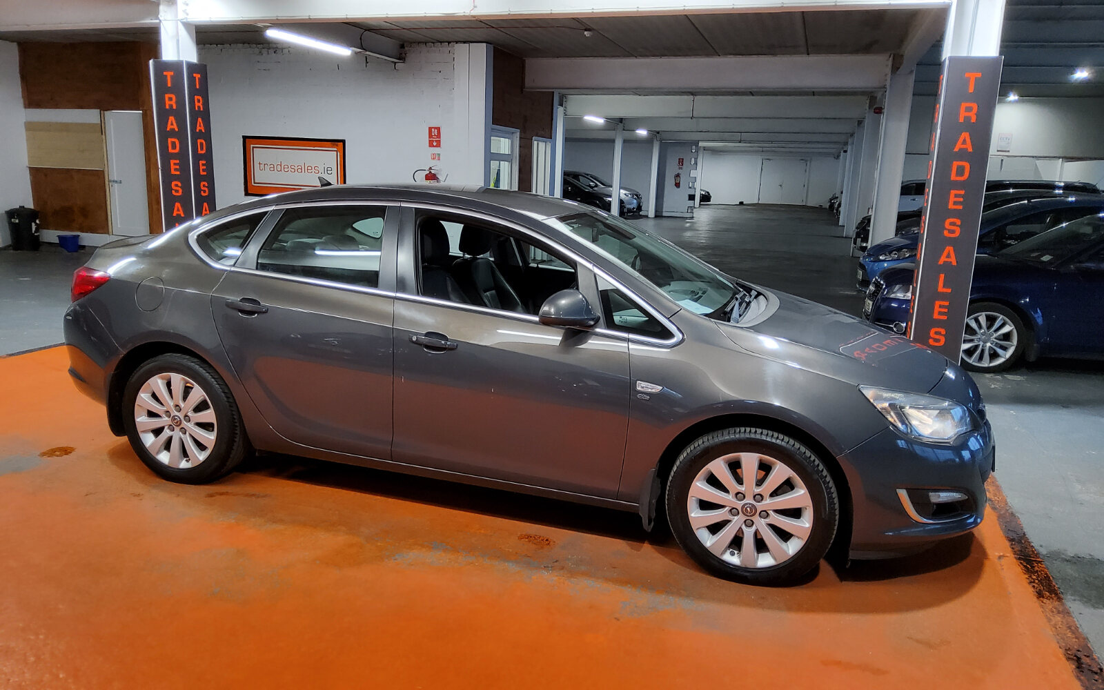 Opel Astra 1.6 CDTI 136PS Elite