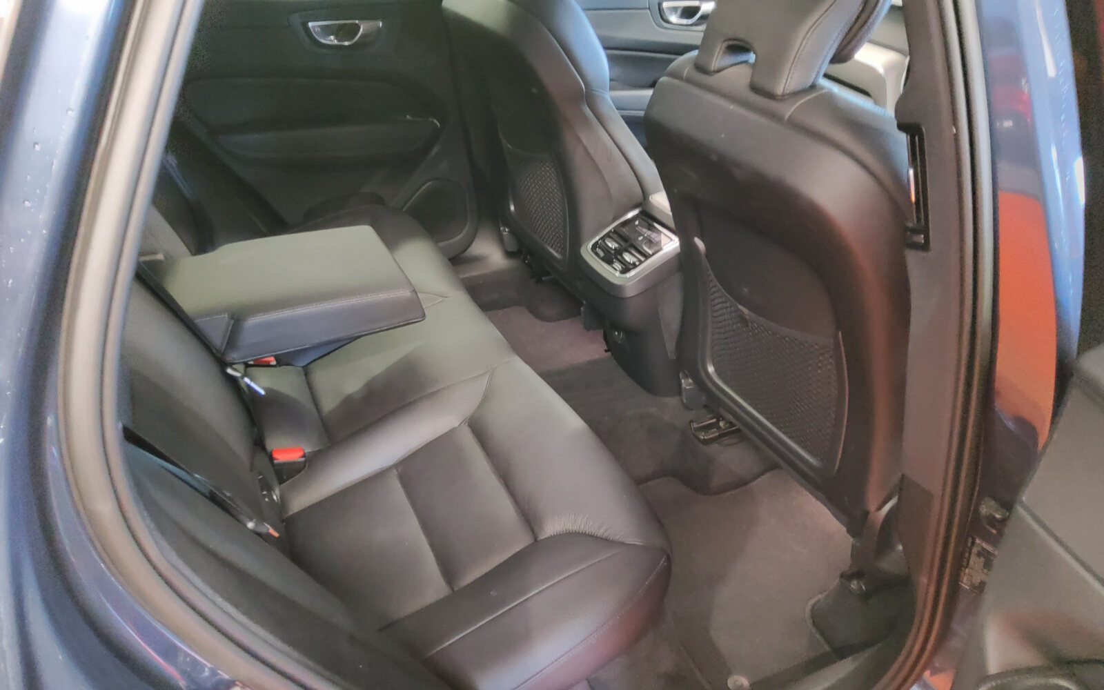 Volvo XC60 B4 diesel MHEV 197hp AT8 Plus Bright