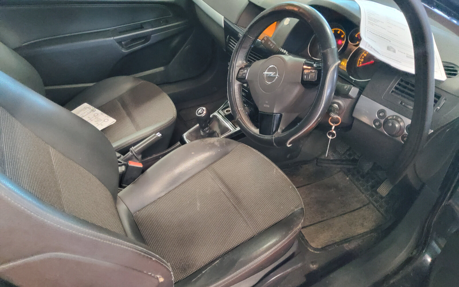 Opel Astra 1.4 16V DESIGN SPORT HATCH