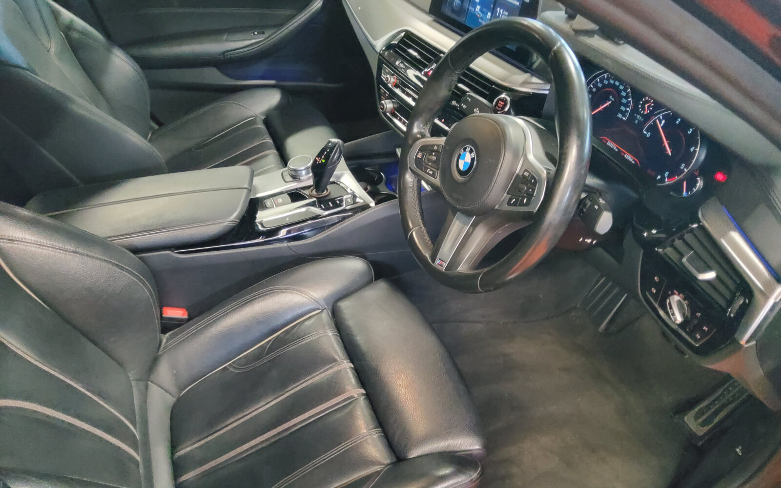 BMW 5-Series 520d xDrive M Sport Auto