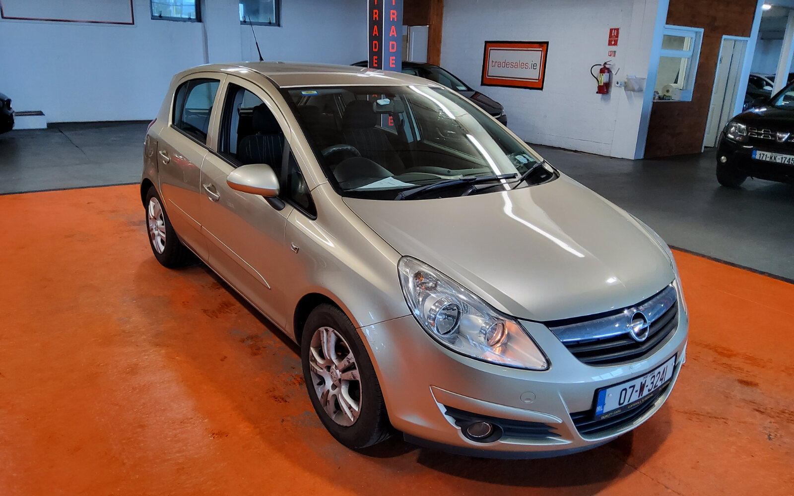 Opel Corsa 1.2i 16v CLUB 5 DR