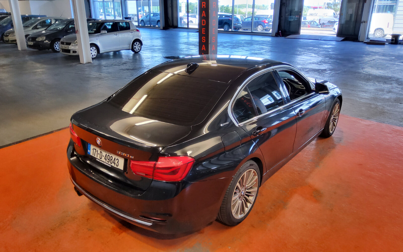 BMW 3-Series 330e Luxury
