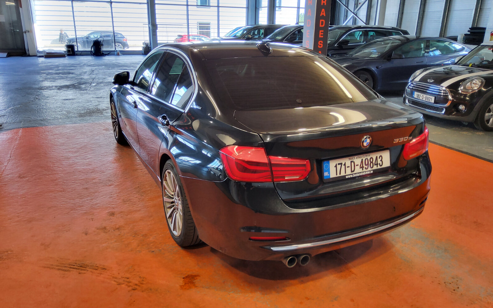 BMW 3-Series 330e Luxury