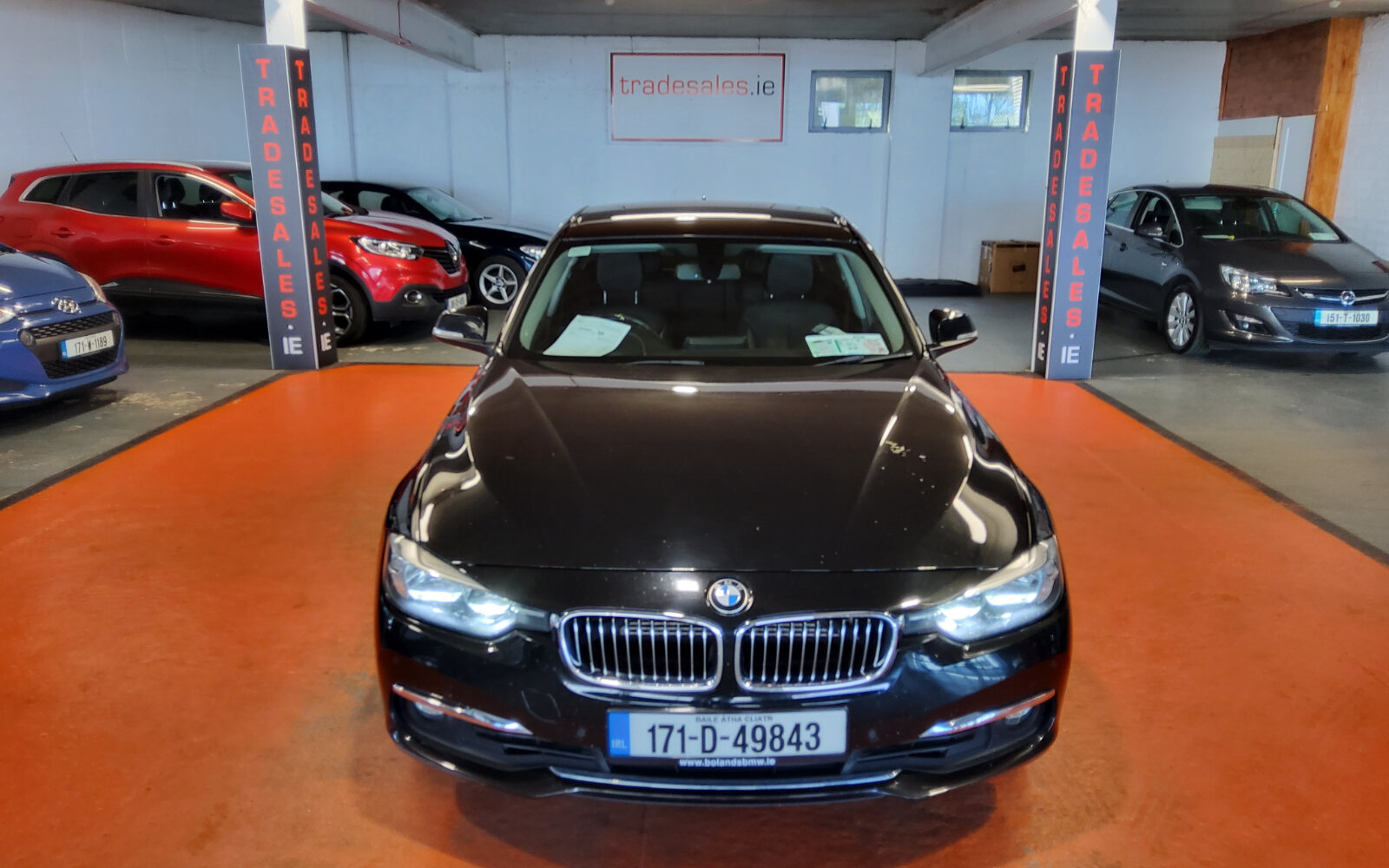 BMW 3-Series 330e Luxury